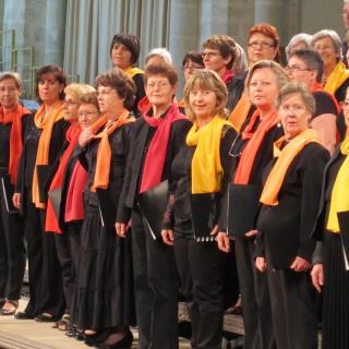 Harmonia mai 2012 - Chaîne chorale à l'abbaye de l'Epau